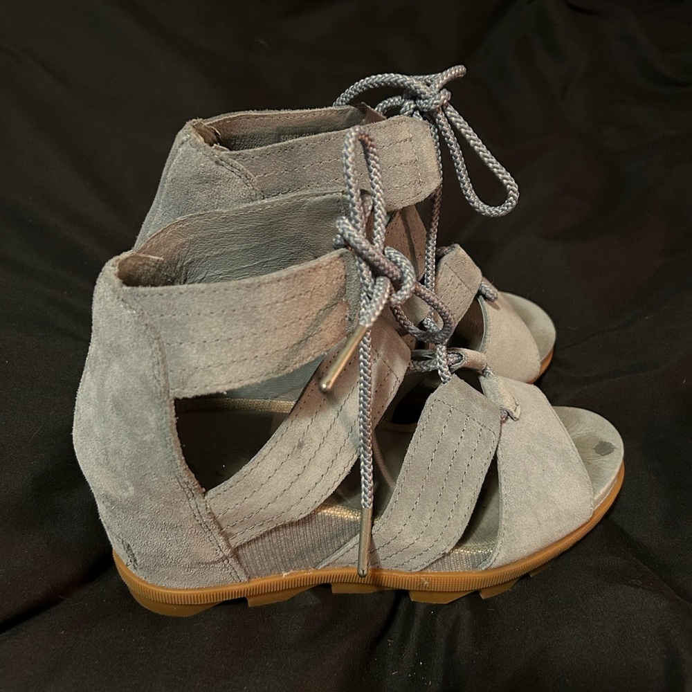 Sorel Joanie 2 Lace Wedge Sandals Color Cinder Gray womens size 9.5